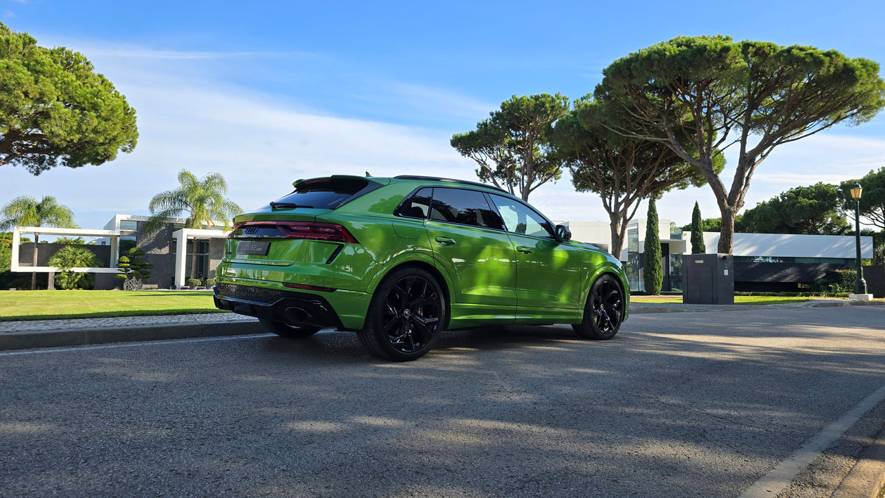 Audi RSQ8 Green